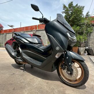 Nmax black